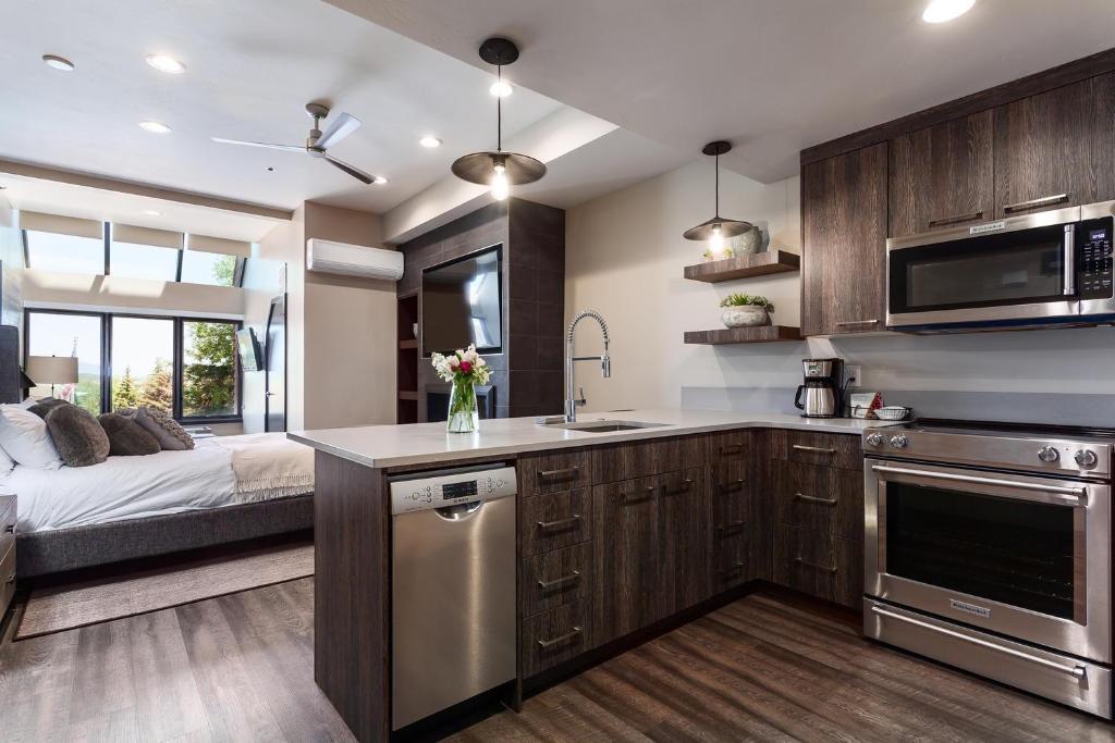 Modern Magic At Park City Base Studio Bedroom Condo by RedAwning image