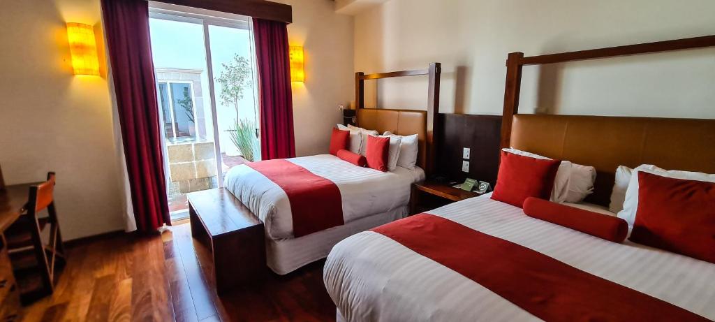 Hotel Boutique Casa San Diego - Tap to explore photos