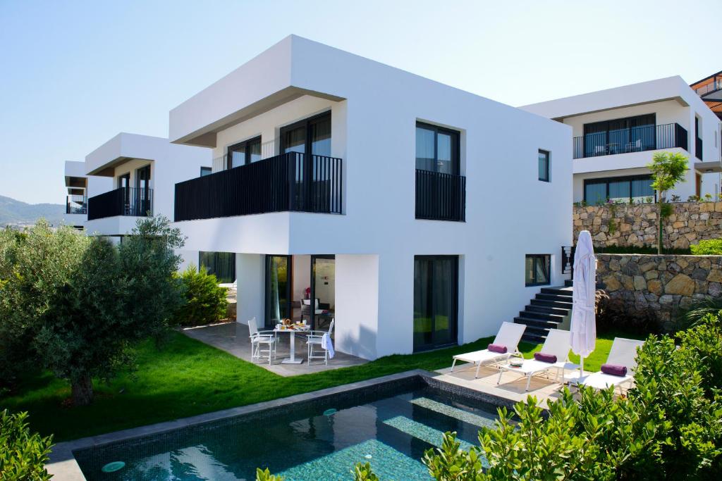 Ramada Resort by Wyndham Bodrum photo 3