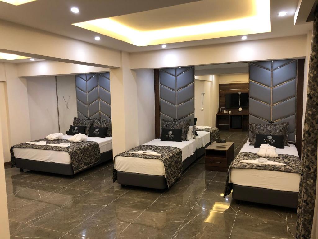 Venus Hotel photo 1
