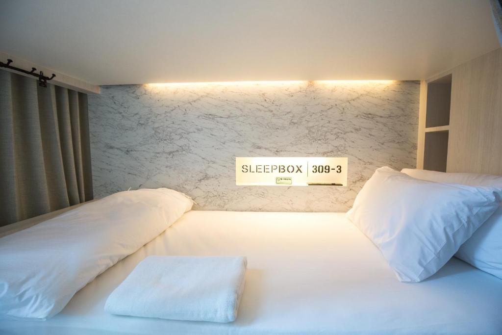 Двухместный (Двухместный номер с 2 отдельными кроватями), Sleepbox Sukhumvit 22 Hostel