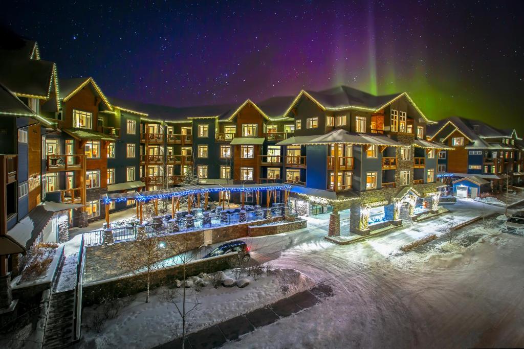Blackstone Mountain Lodge by CLIQUE photo 1