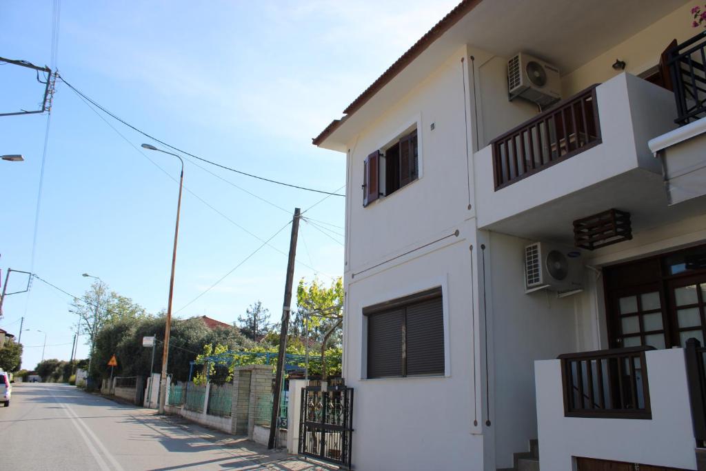 Stelios Apartments photo 1