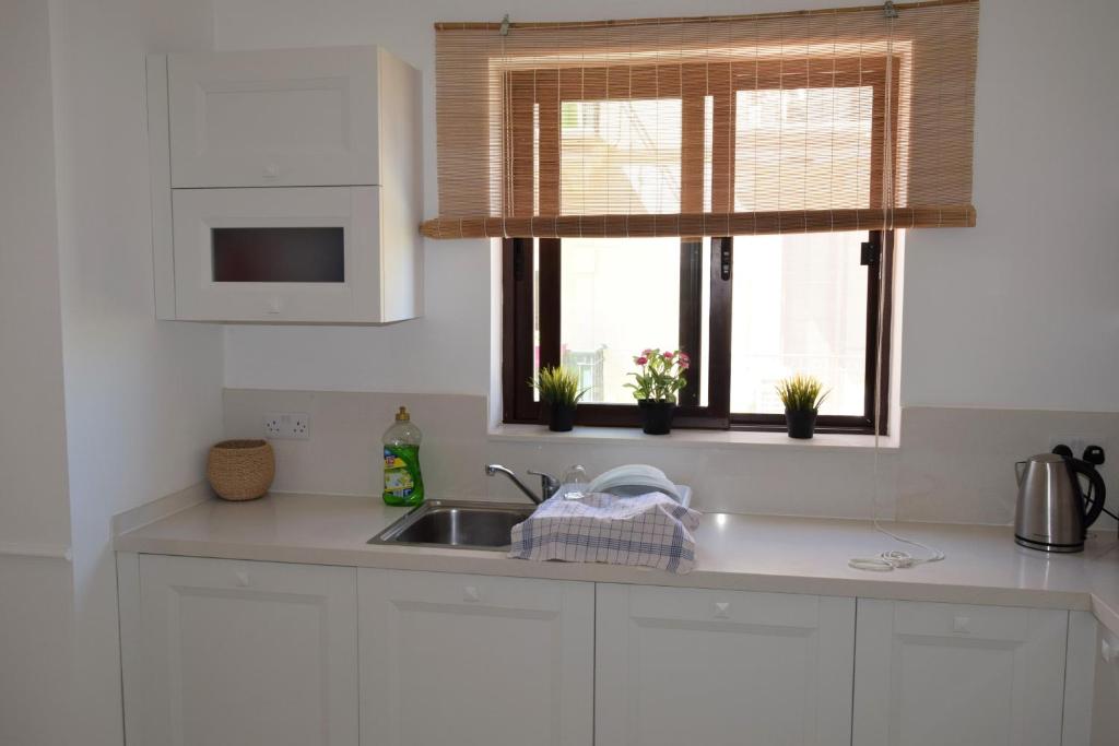 Orchid Court Apartment. photo 1