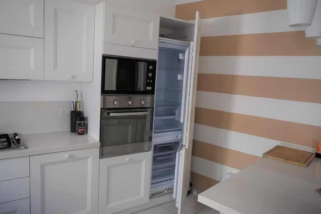 Orchid Court Apartment. photo 3