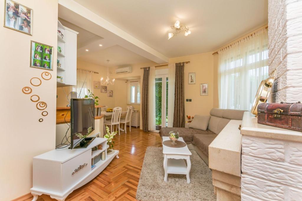 Apartment Marija photo 3