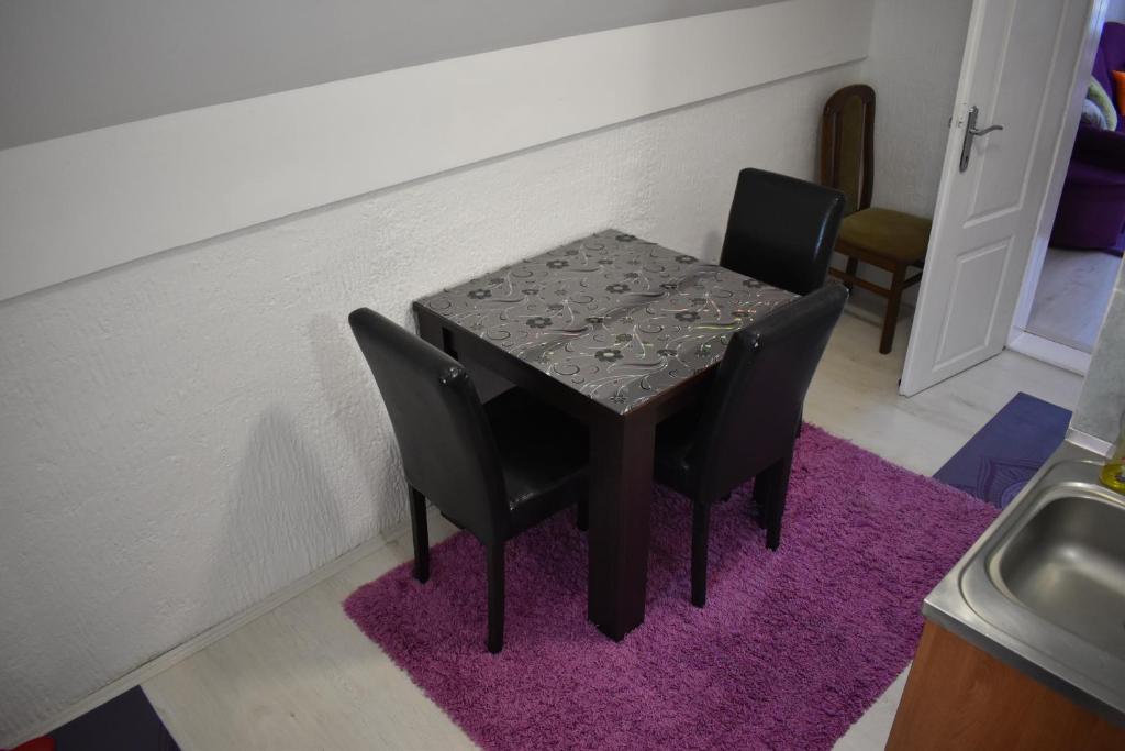 Dobrila Apartments photo 4