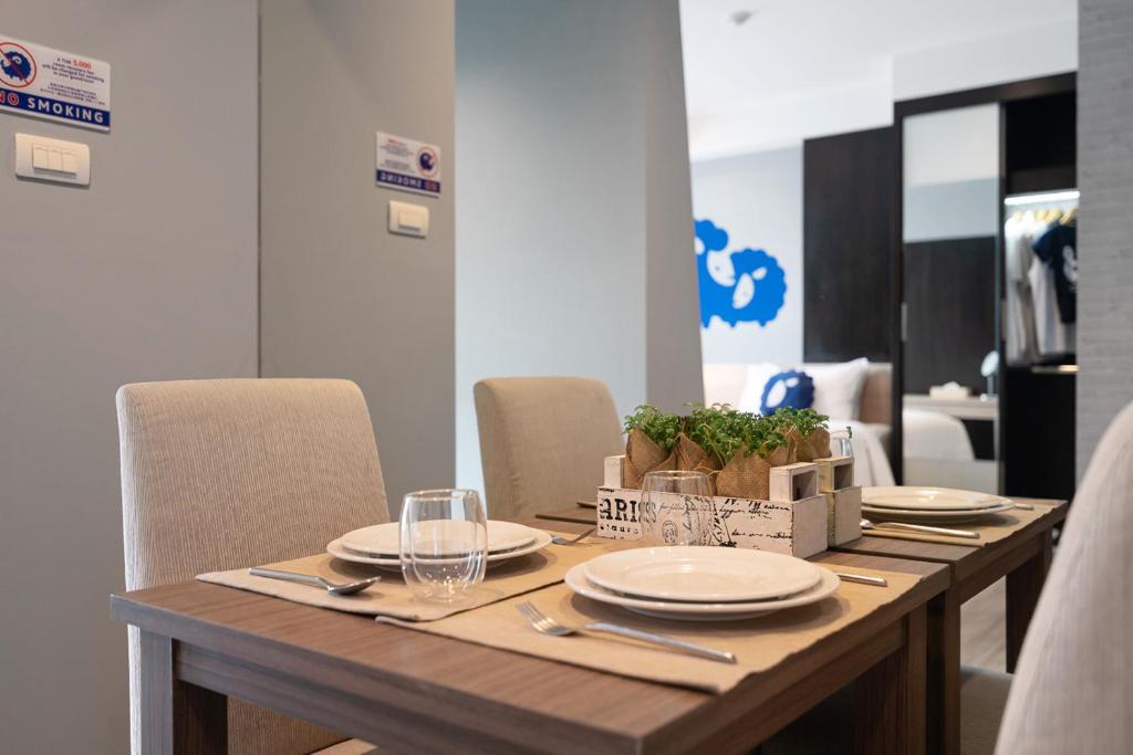 Двухместный (Двухместный номер с 2 отдельными кроватями), Отель Demeter Residences Suites