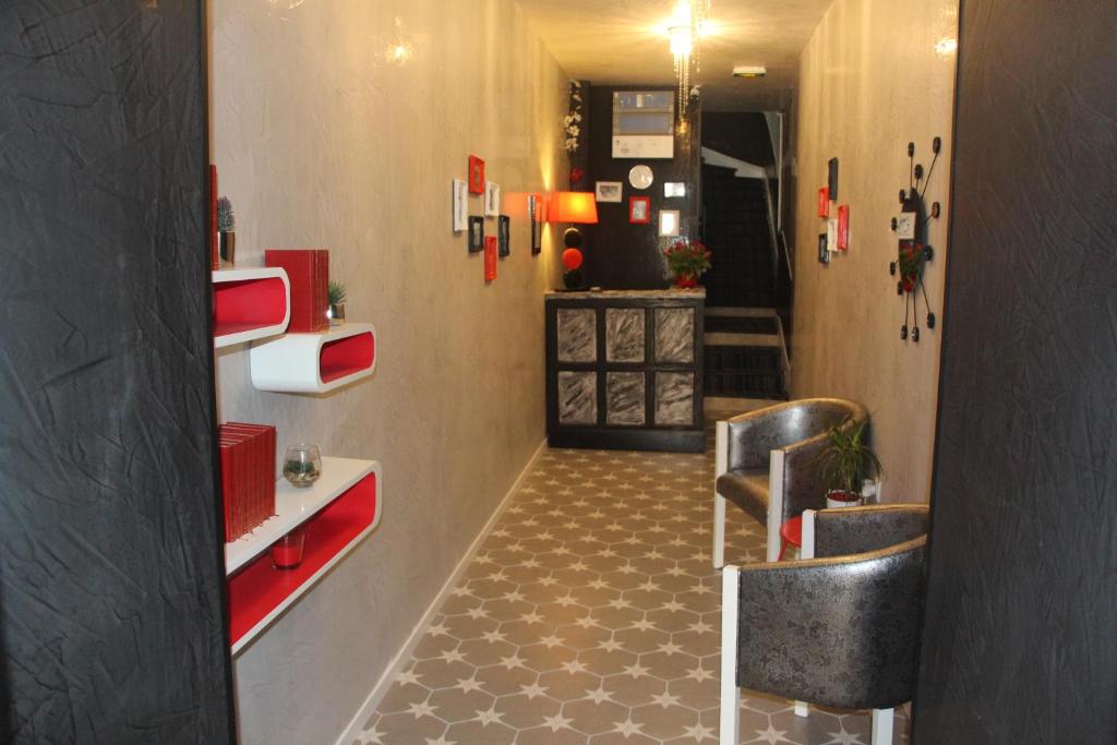 Hotel Au Chapon Fin photo 3