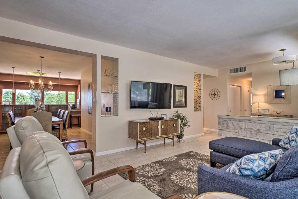 Modern Home with Koi Pond and Patio - Pets Welcome! photo 4