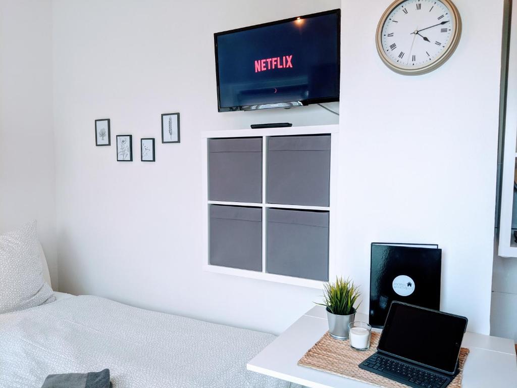 Tiny Apartment - Innenstadt l Smart TV l Küche photo 2