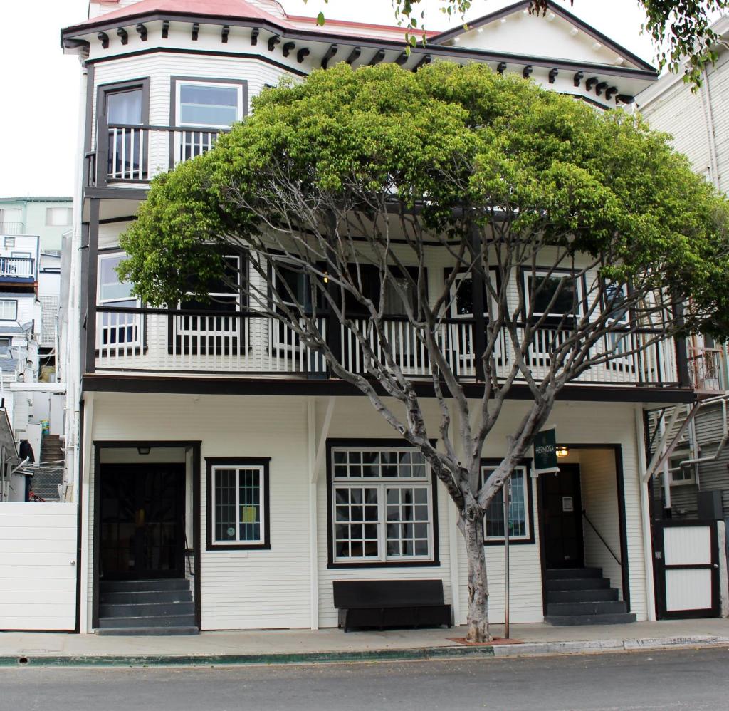 Hermosa Hotel image