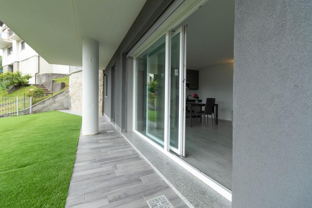 Mamma Ciccia Holiday Home - Romantic Lake View photo 4