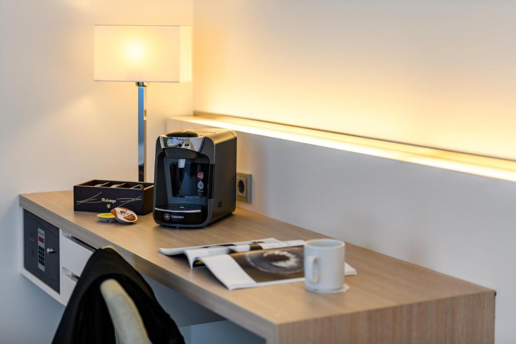 Двухместный (Улучшенный номер с кроватью размера «king-size»), Mercure Bristol Stuttgart Sindelfingen