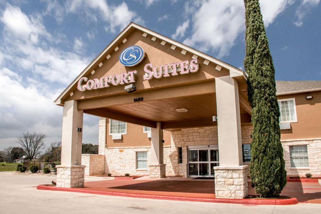 Comfort Suites - New Braunfels image