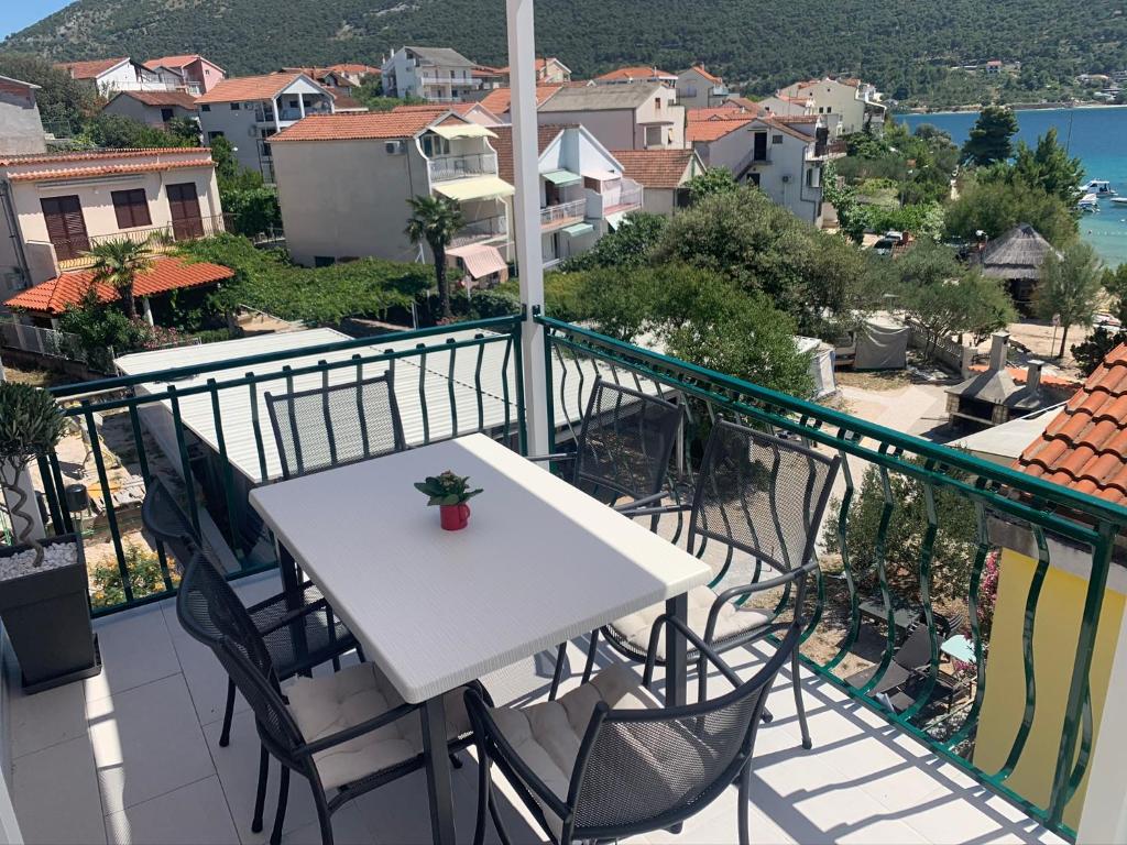 Apartment GRC Grebastica photo 3