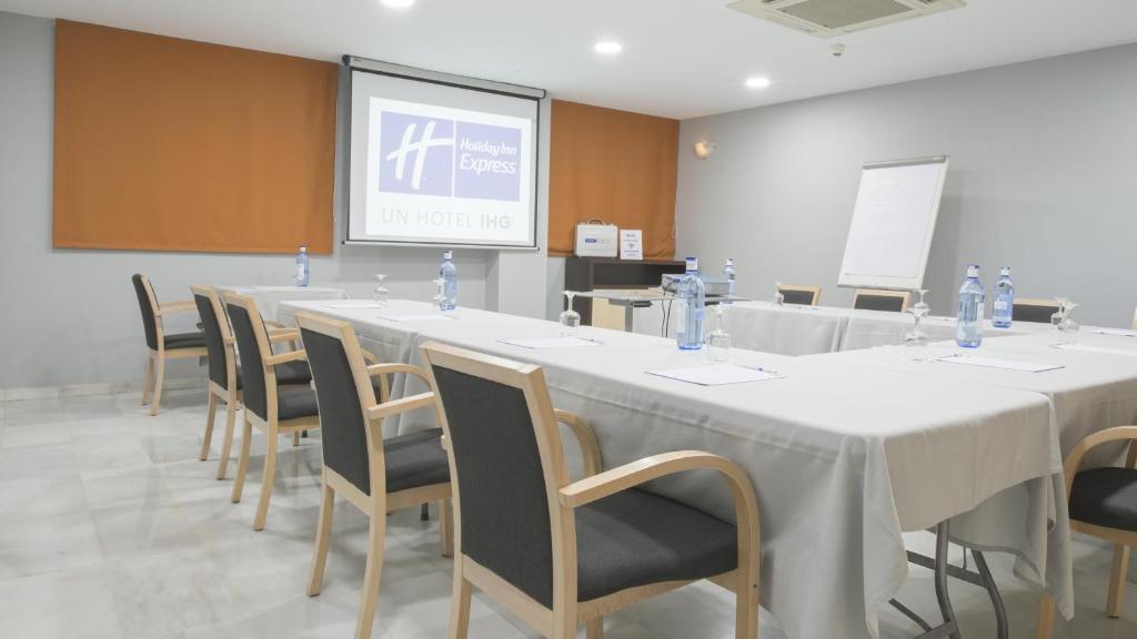 Holiday Inn Express Alcobendas, an IHG Hotel photo 4