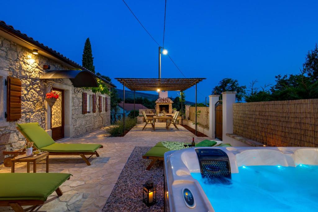 Villa Aurania photo 2