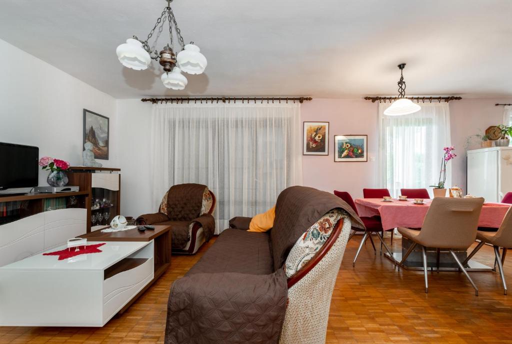 Apartment Vinez photo 3