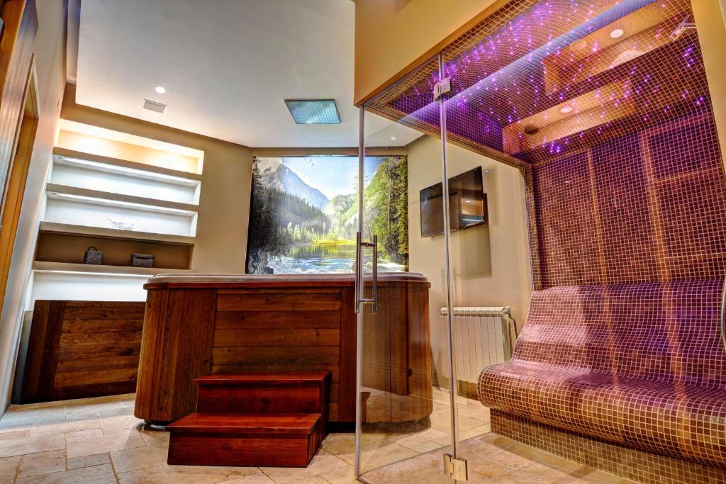 Apartments Marconio Wellness Club Room Type - Deluxe Double Room with Spa Bath and Sauna