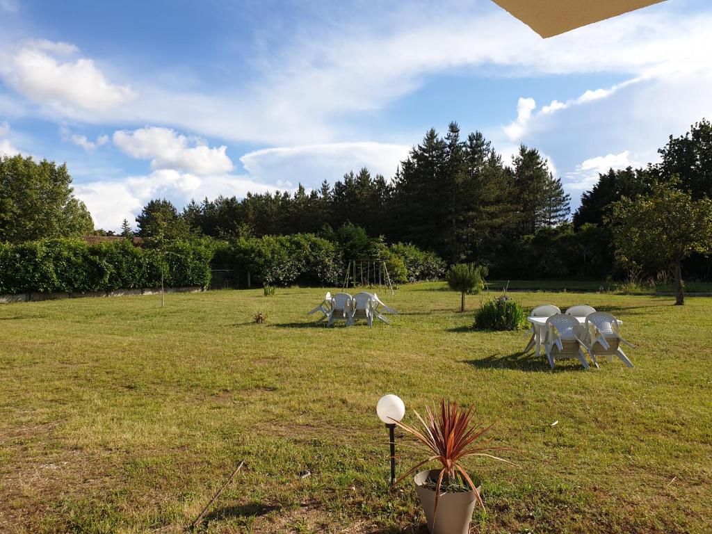 LE CLOS VARNAY photo 2