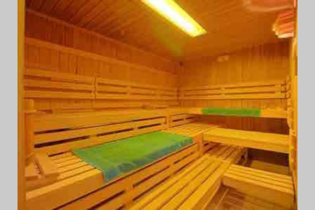 moderne Ferienwohnung mit WLAN+Schwimmbad+Sauna photo 3