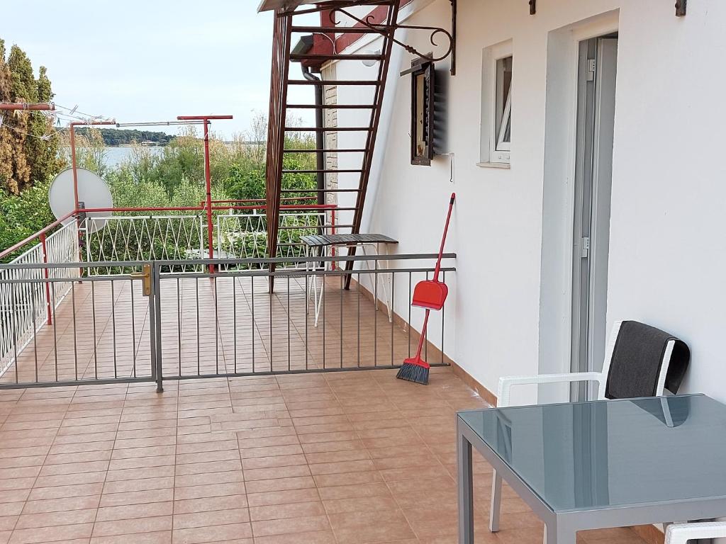 Guest House Nina photo 1