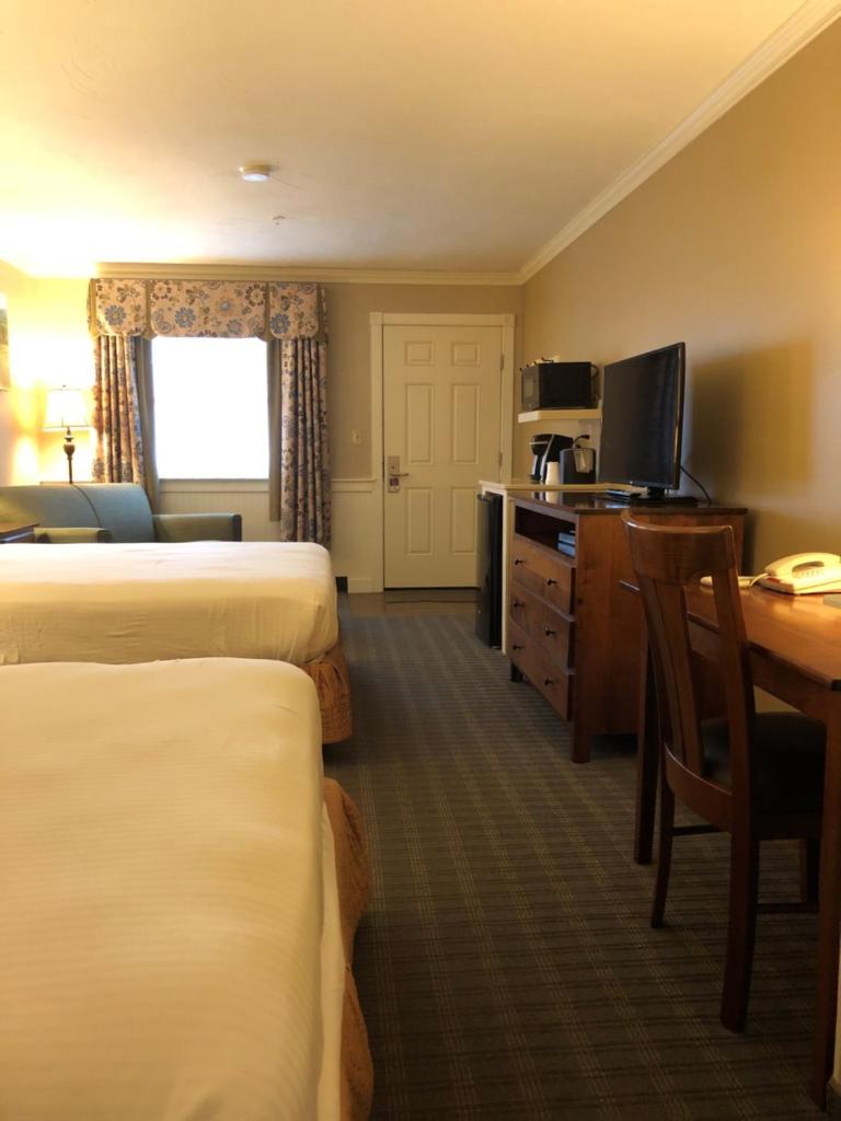 Bird-in-Hand Family Inn photo 2