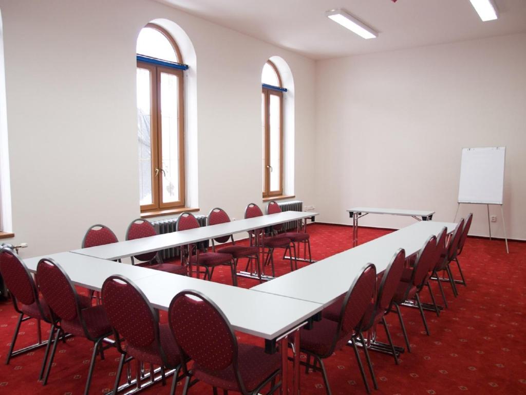Hotel Vinař Kurdějov photo 3