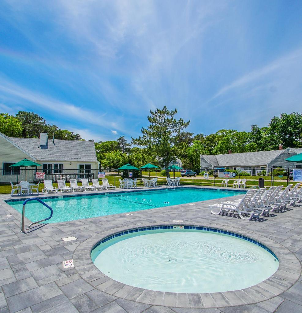 Brewster Green Resort, a VRI resort photo 3