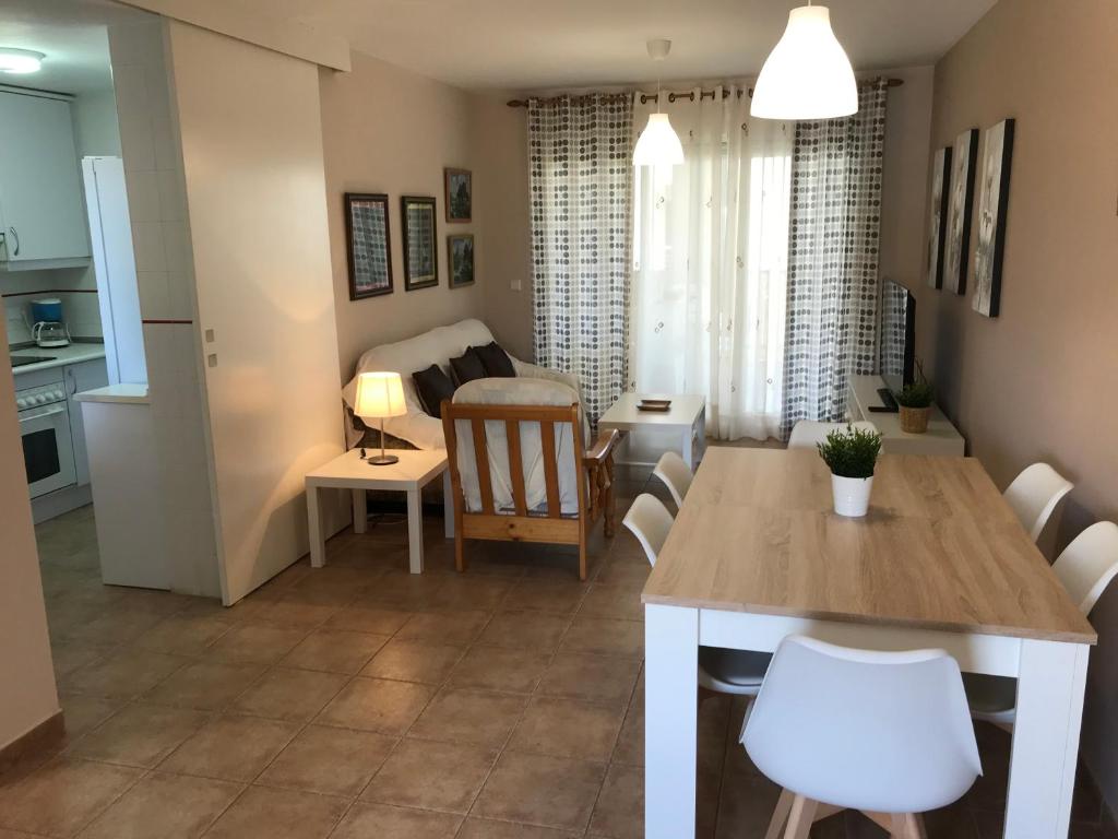 Apartamento VenAVera Playa de Baria 2 K-1D Primera Línea Gran Terraza y WIFI photo 3
