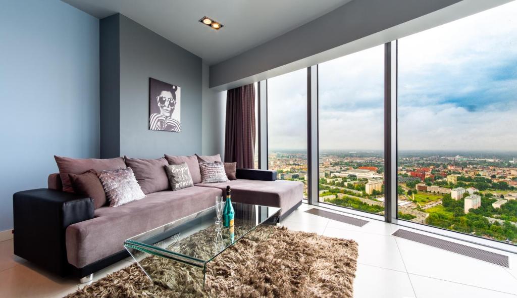 Апартаменты (Апартаменты Делюкс), Avesa Luxury Apartments in Sky Tower