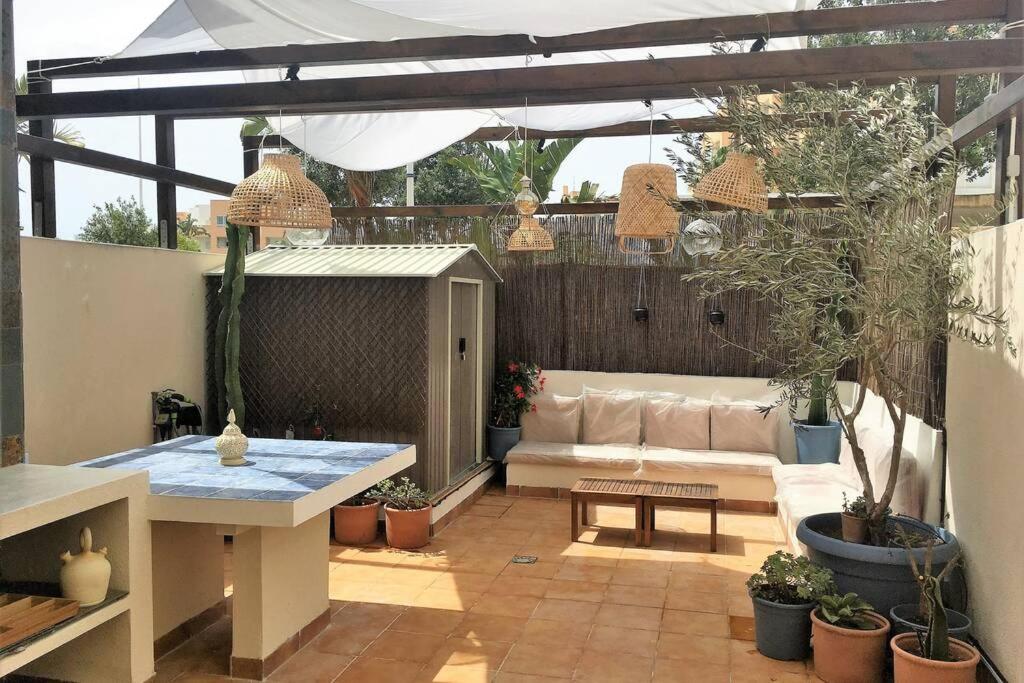 Chill out ground floor apartm +private garden+WIFI photo 1