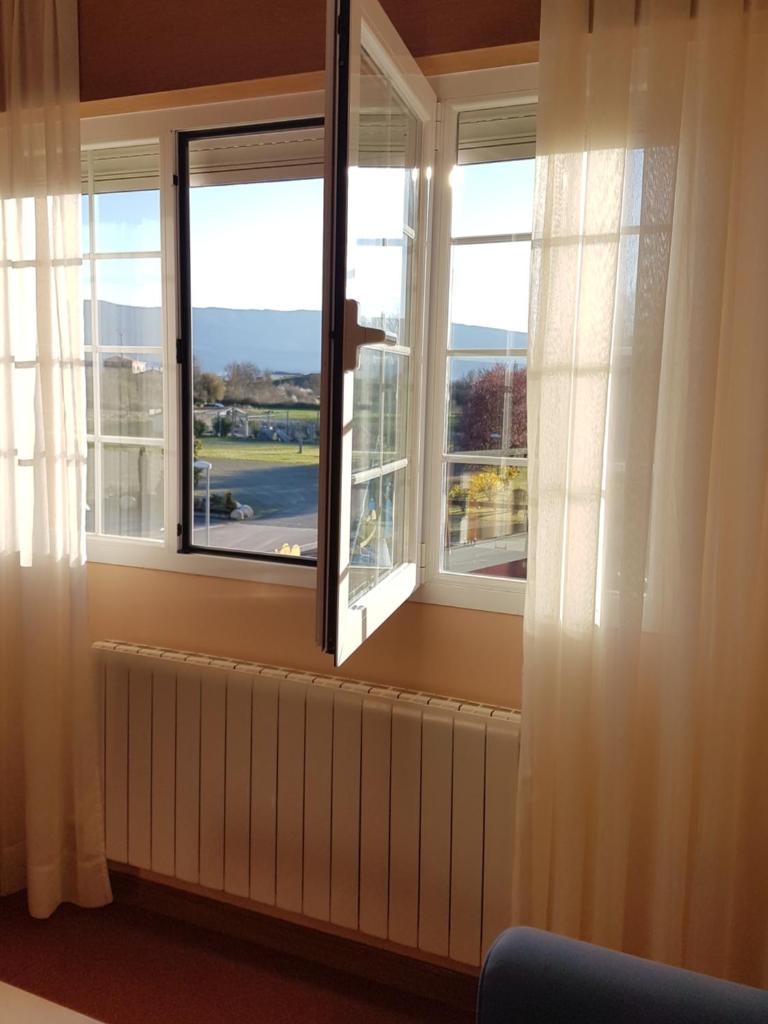 Hotel Restaurante La Alhama photo 3