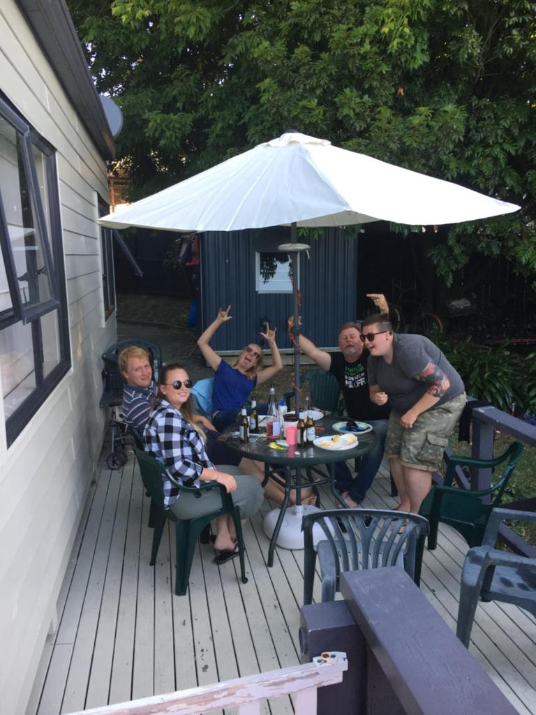 Kiwi Hosts photo 3