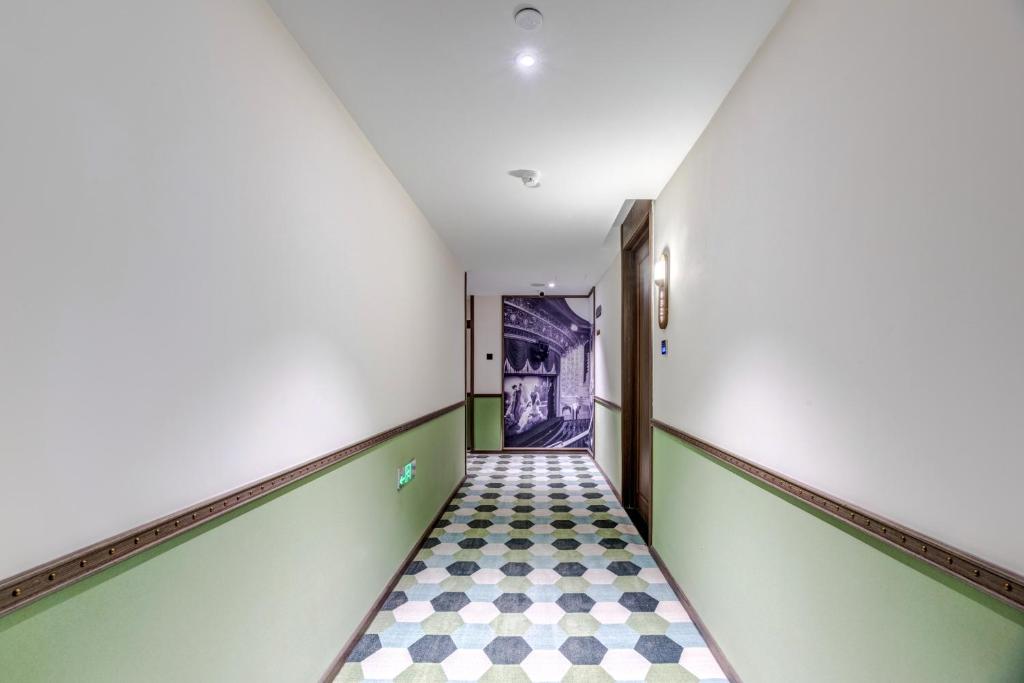Happy Dragon City Culture Hotel-Tianjin Draum Tower & Dayuecheng shopping mall photo 2