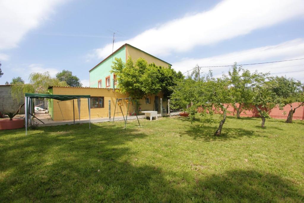 4 bedrooms house with enclosed garden at Touro photo 1