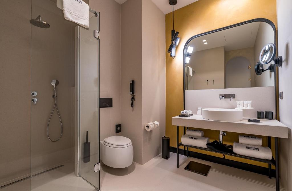 Monograph Freedom Square Room Type - Standard Twin Room