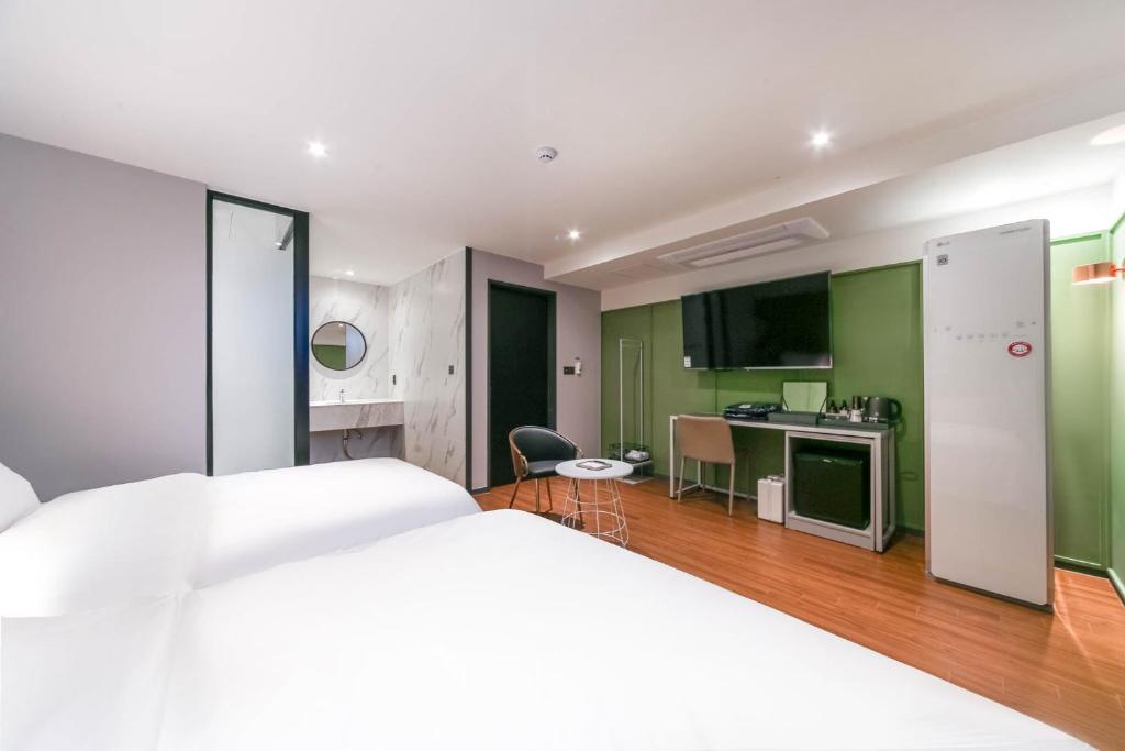 Pohang Brown Dot Hotel photo 1