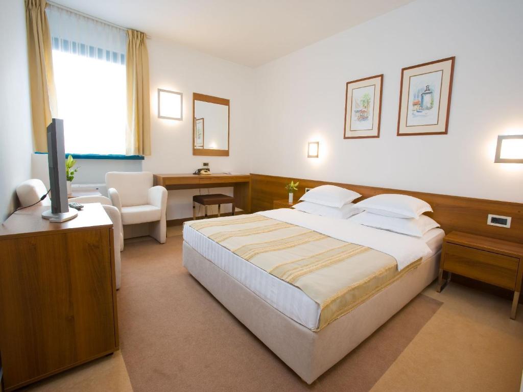 Hotel Laguna Zagreb photo 1