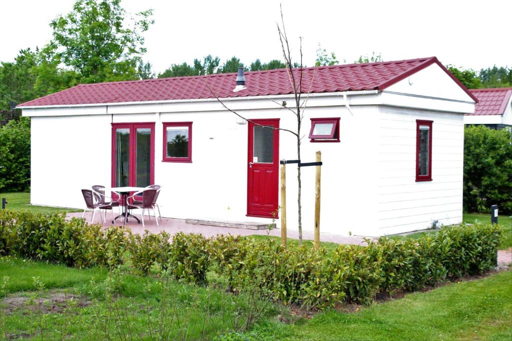 Hofgalow Chalet op camping "De Stal" photo 1