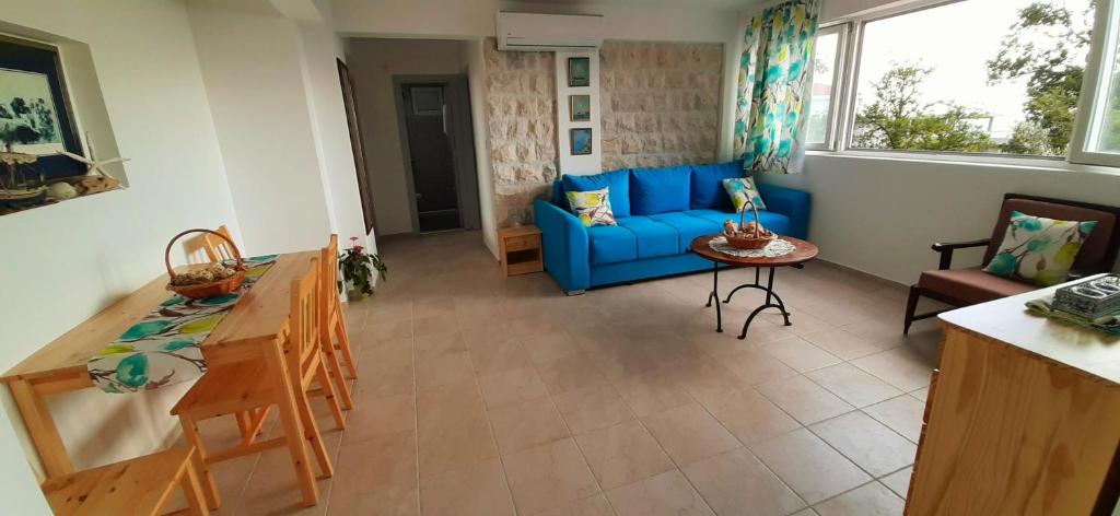 Blue Mediterranean Apartments photo 4