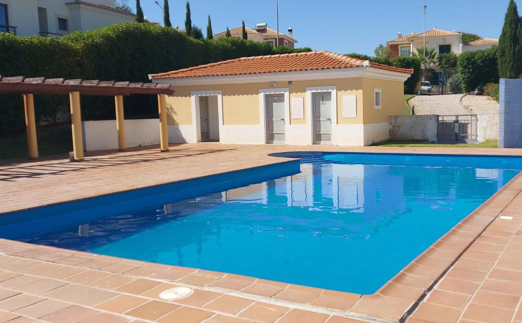 Apartamento piscina 5 minutos praia photo 1