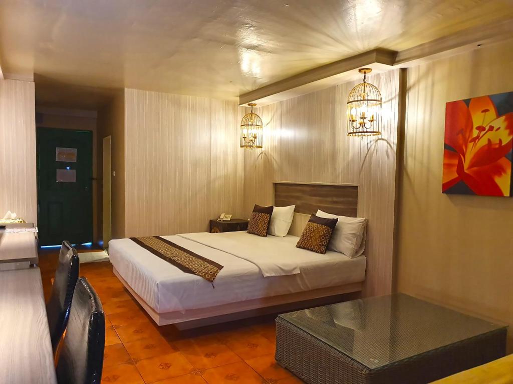 Двухместный (Двухместный номер Делюкс с 1 кроватью), Отель The Montana Lodge-Sathorn