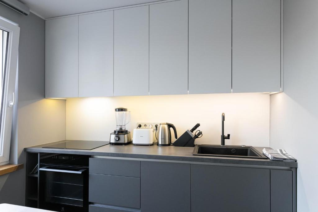 Brand New, Family-friendly with a great location - Moon Apartment photo 4