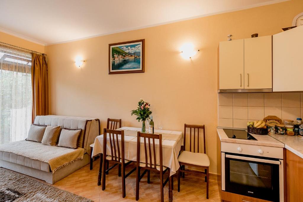 Apartments Gudelj photo 1