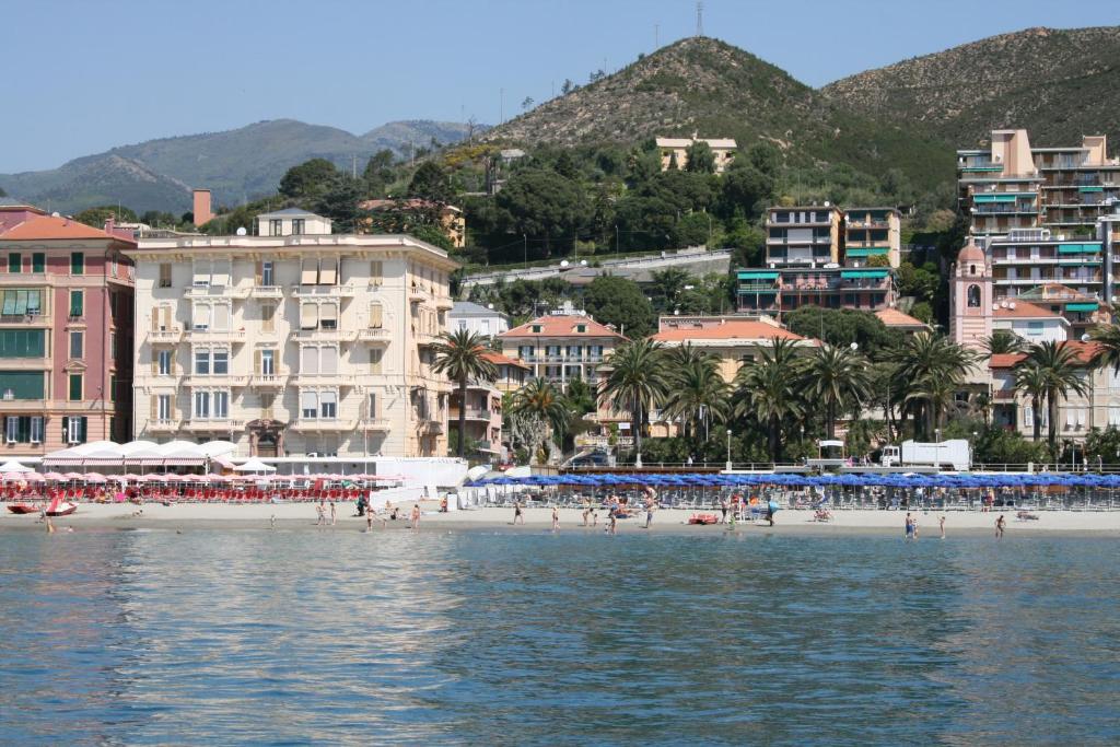 Hotel Miranda photo 1