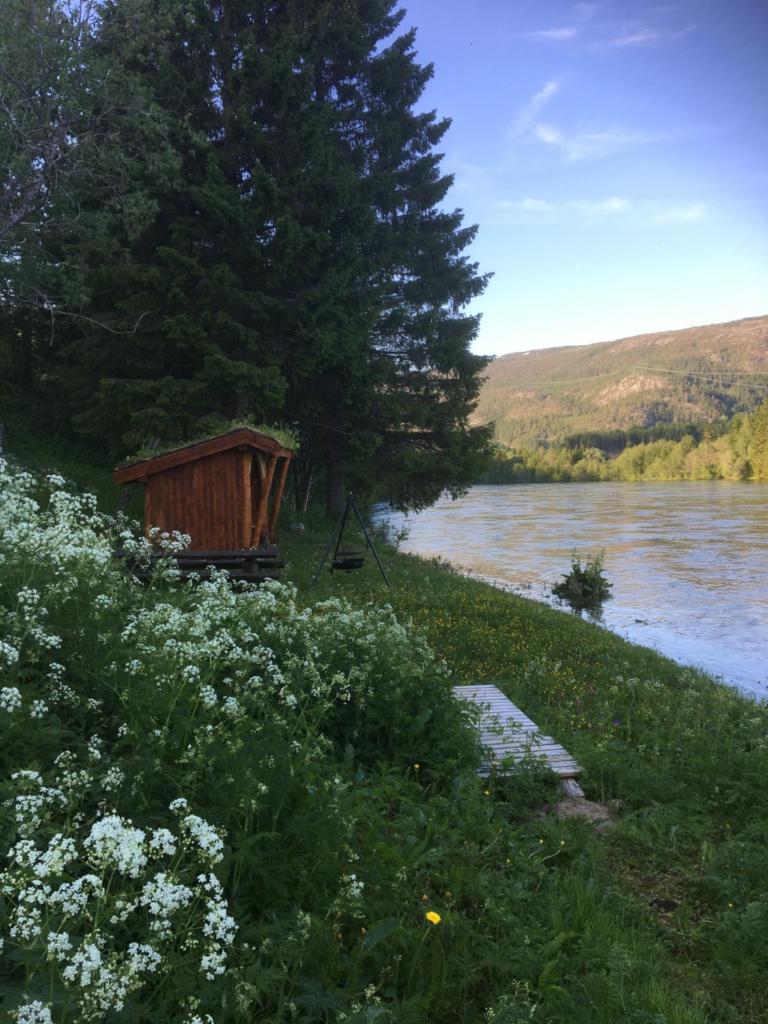 Bakarstuo, Utpå Neset photo 1