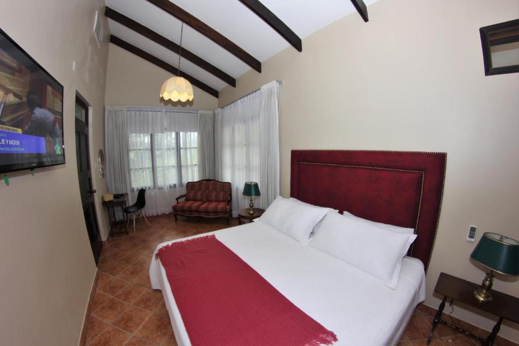 Fundo San Jose Parque Ecológico & Lodge Hotel Asociado Casa Andina photo 2