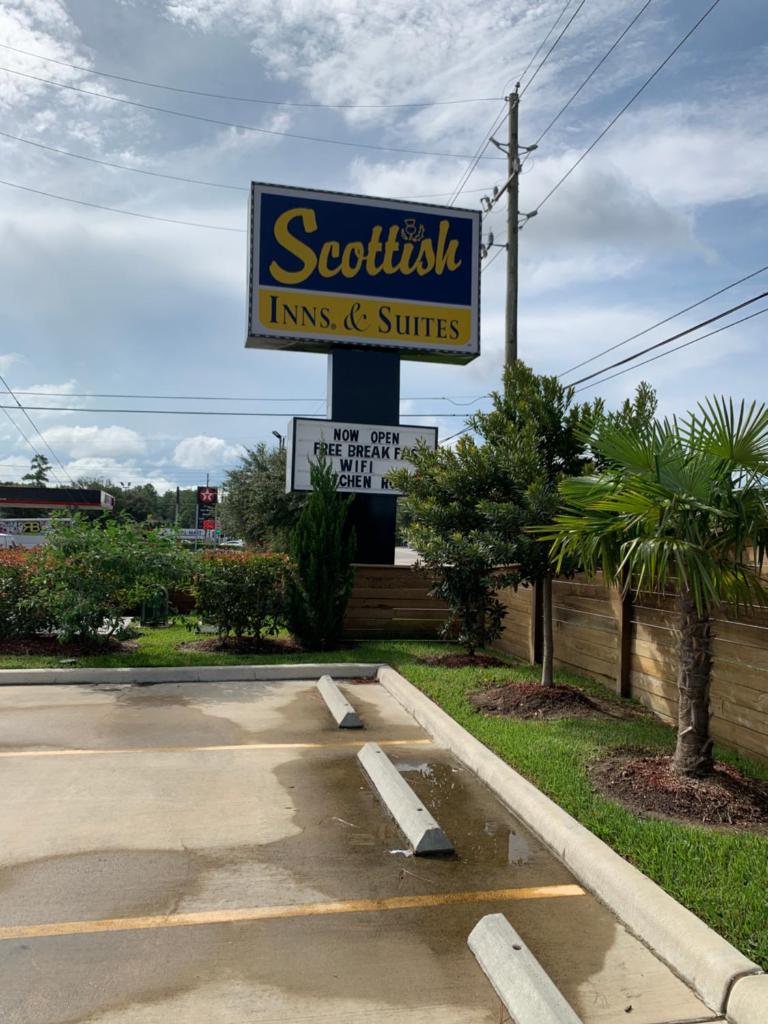 Scottish Inn & Suites - IAH Airport photo 4
